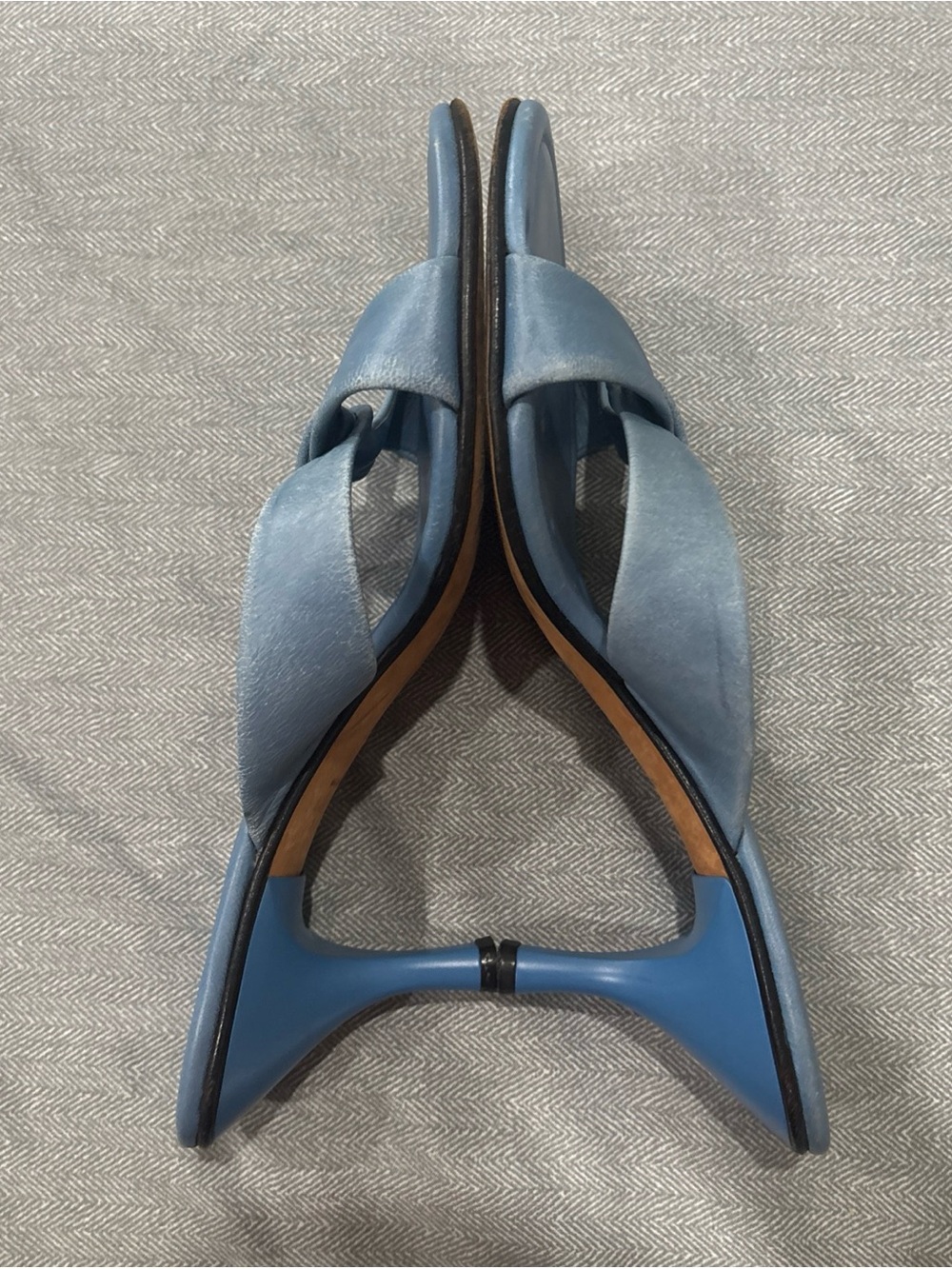 Louis Vuitton Light Blue Leather Crisscross Slide Sandals - Picture 2 of 9